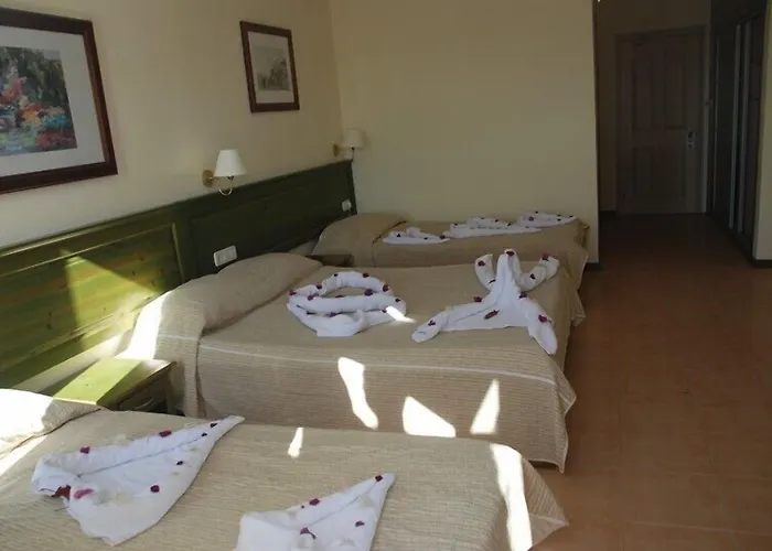 Hotel Tenda 3*
