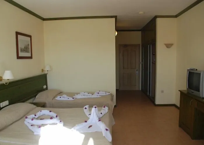 Hotel Tenda 3*
